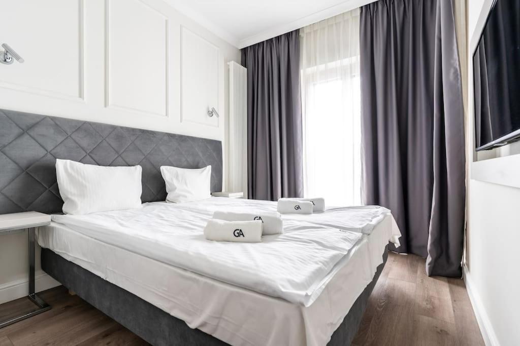 Chic & Luxury Apartment By Mennica Residence Warszawa Eksteriør bilde